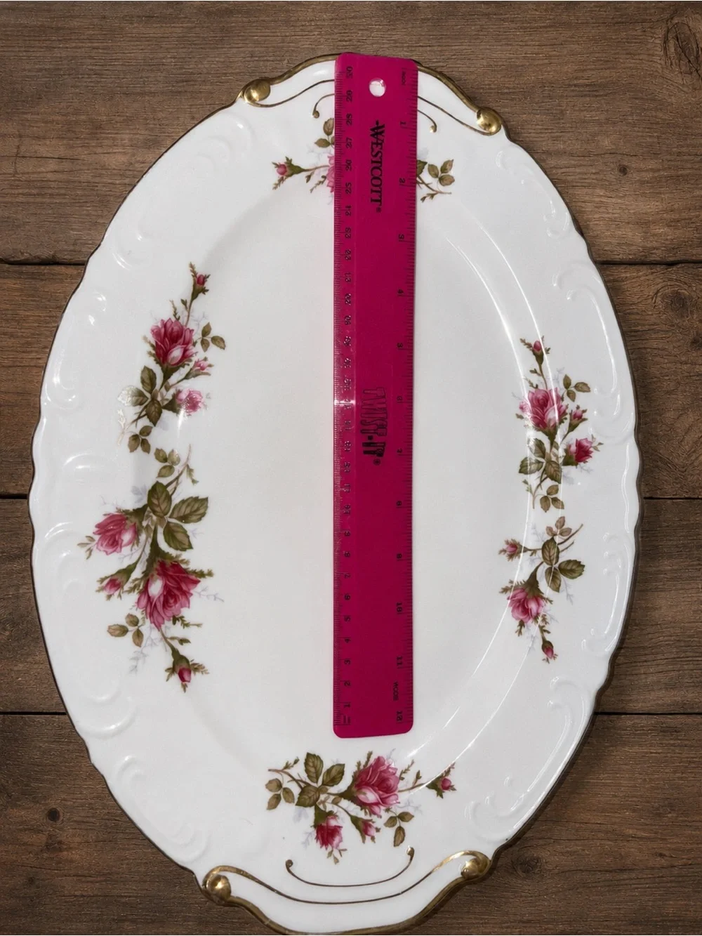 18 Pc Bond Ware Pompadour Rose Fine China Japan Dinnerware Set Gold Trim
